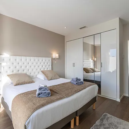 Splendid Apartment, Sea View, Parking - Croisette